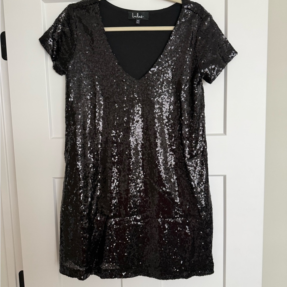 Lulu's Black Sequin V-Neck Mini Dress